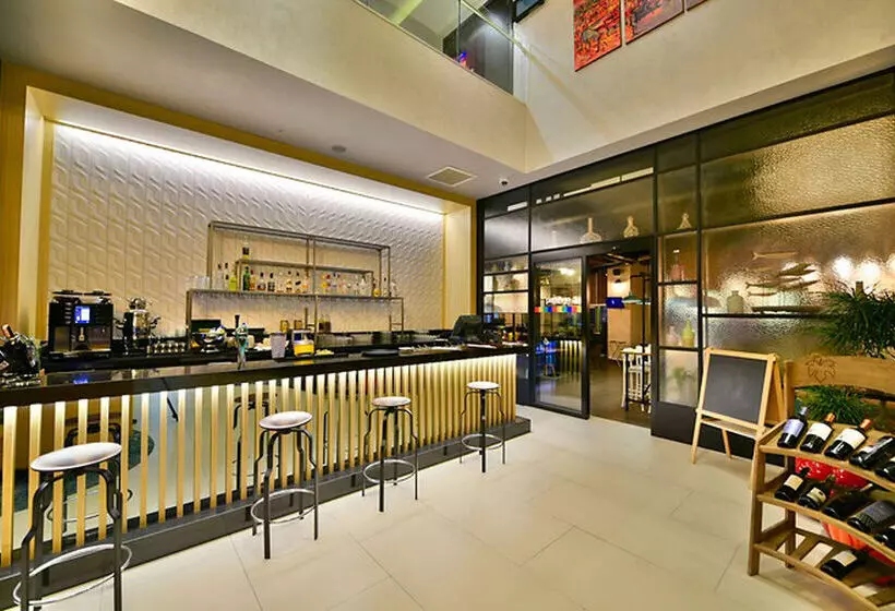 ホテル Park Inn By Radisson Istanbul Ataturk Airport