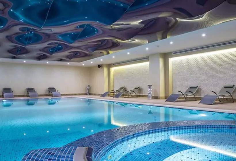 ホテル Park Inn By Radisson Istanbul Ataturk Airport