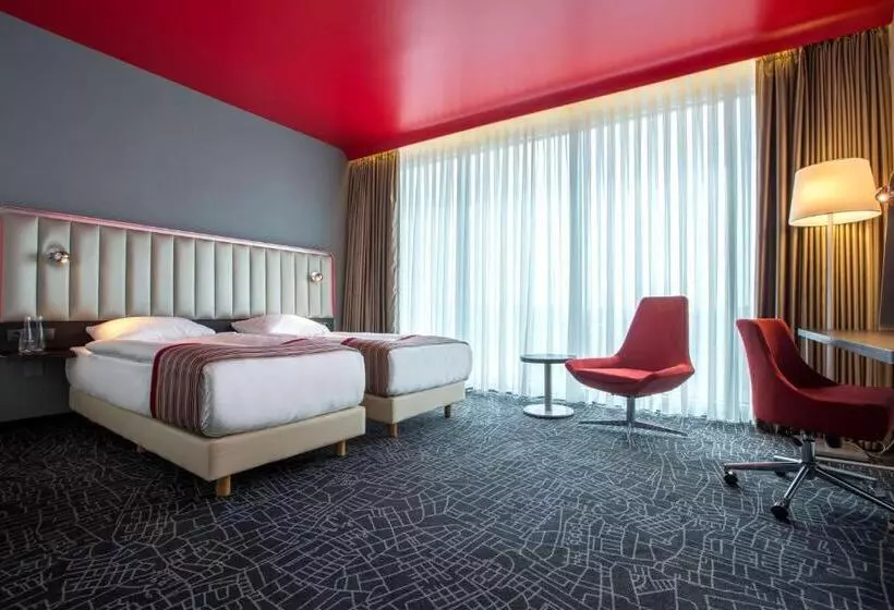 ホテル Park Inn By Radisson Istanbul Ataturk Airport