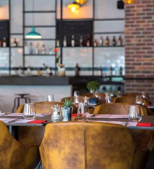 ホテル Park Inn By Radisson Istanbul Ataturk Airport