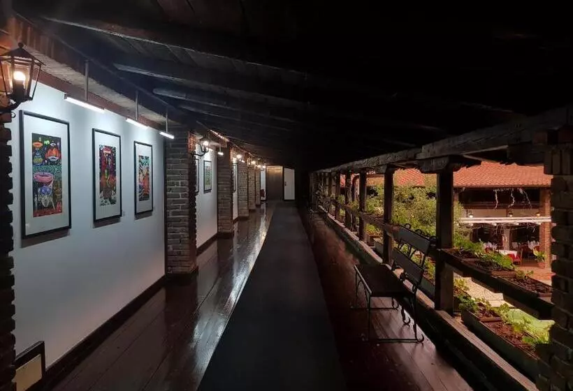 هتل Restaurant Bujtina E Gjelit