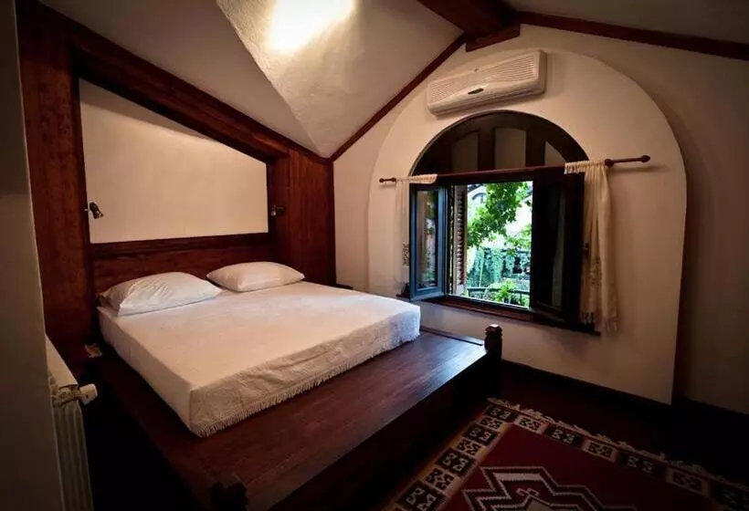 هتل Restaurant Bujtina E Gjelit