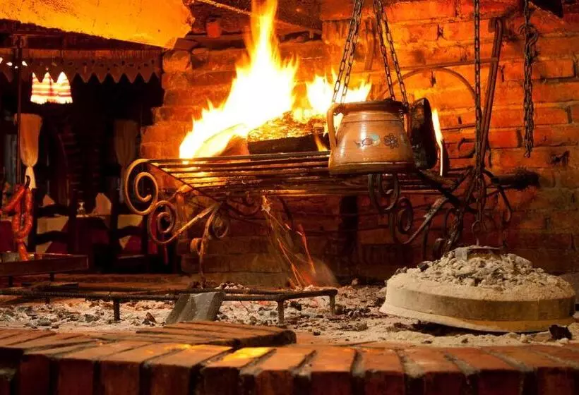 هتل Restaurant Bujtina E Gjelit