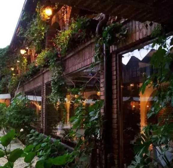 هتل Restaurant Bujtina E Gjelit