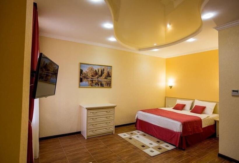 فندق Shine House