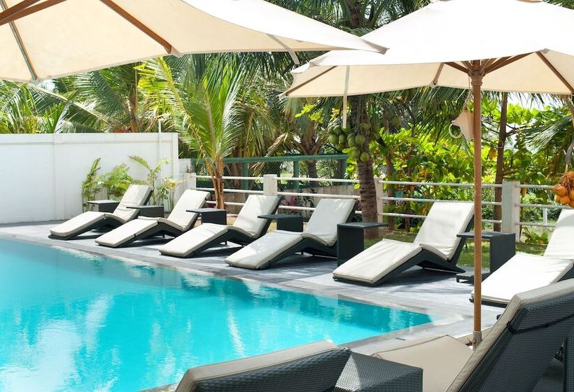 בית מלון כפרי The Beach Apartments