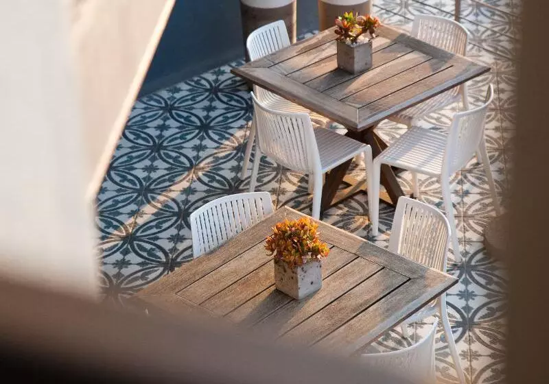 هتل The Delight Swakopmund