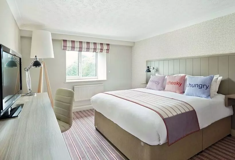 Village Hotel Aberdeen