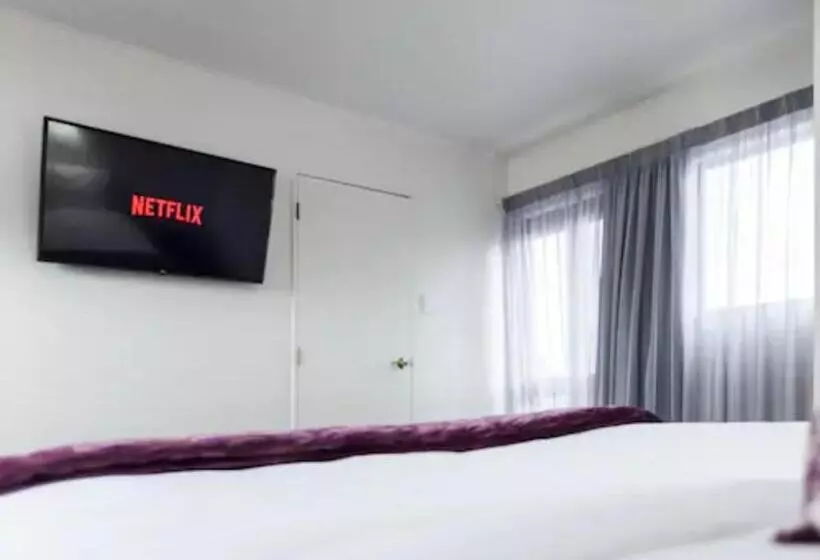 مُتل Drovers Motor Inn