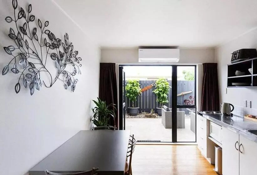 مُتل Drovers Motor Inn