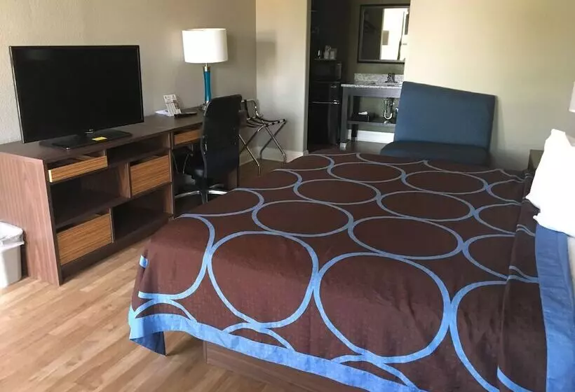 モーテル Super 8 By Wyndham San Antonio Near Fort Sam Houston