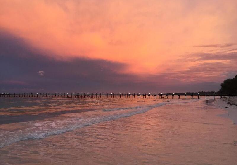 Mvuvi Boutique Resort