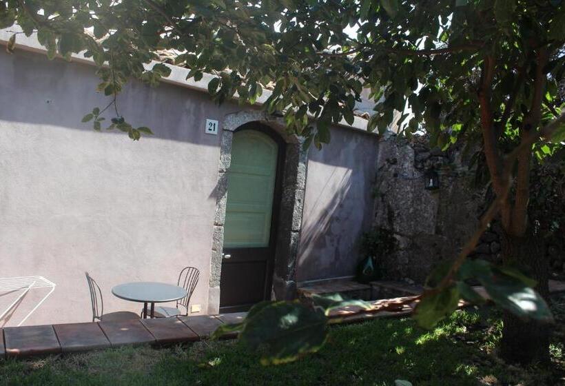 بنسيون Il Giardino Degli Ovali