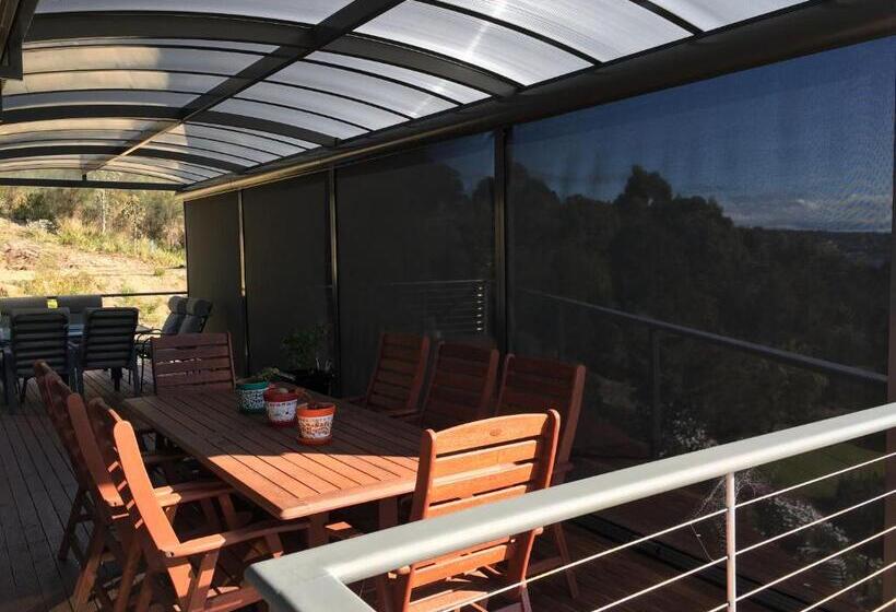 膳宿费 Storm Bay B & B