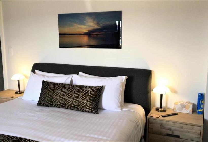 膳宿费 Storm Bay B & B