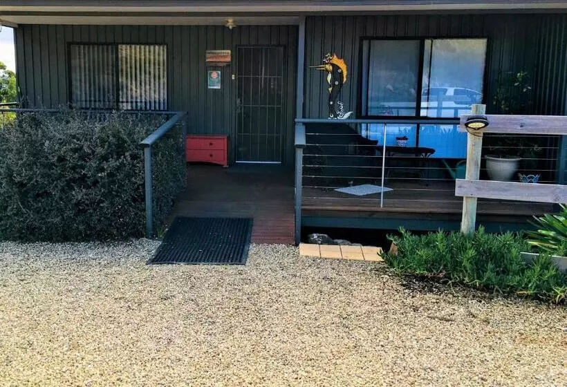 Пансион Storm Bay B & B