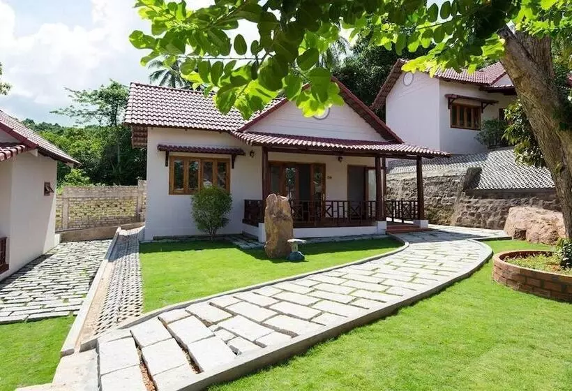 استراحتگاه Hong Bin Bungalow