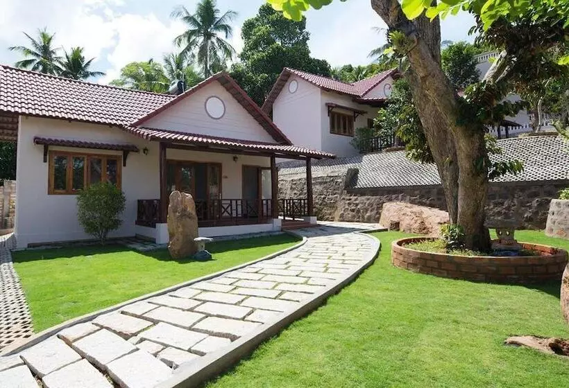 استراحتگاه Hong Bin Bungalow