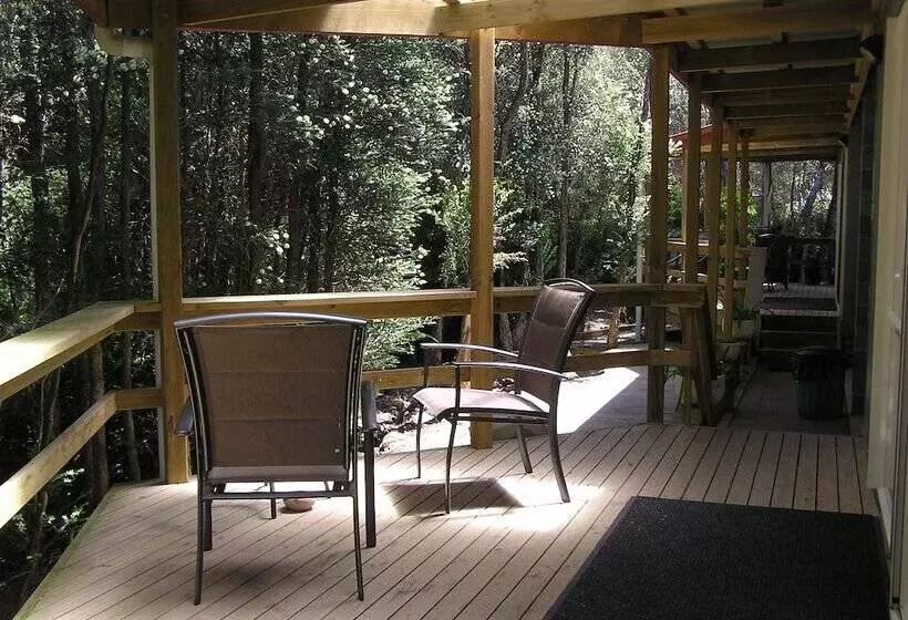 The Crays Accommodation