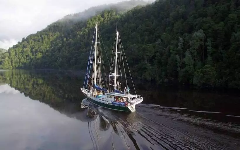 The Crays Accommodation