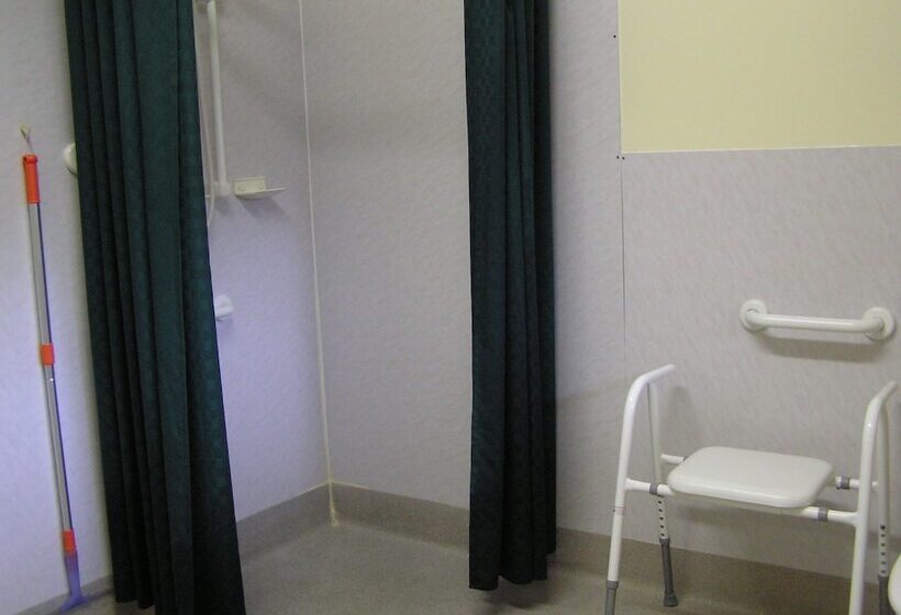 The Crays Accommodation