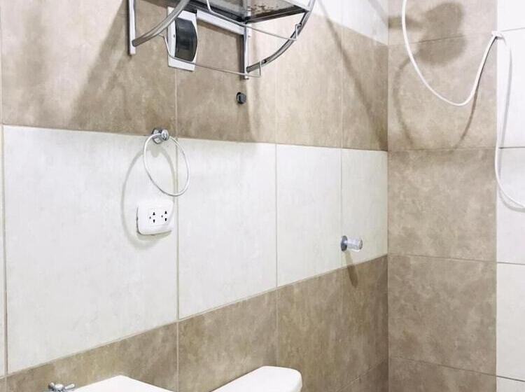 Общежитие The Florian's B&B