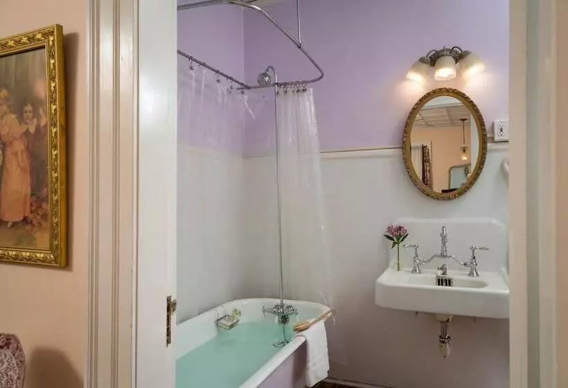 Bed & Breakfast Hampton Terrace Inn