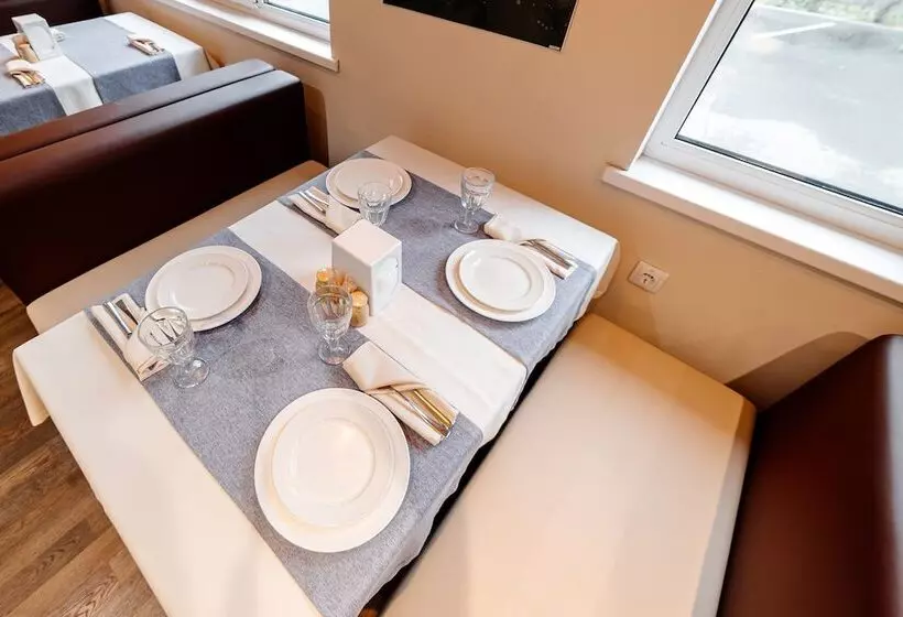 Chagala Hotel Uralsk