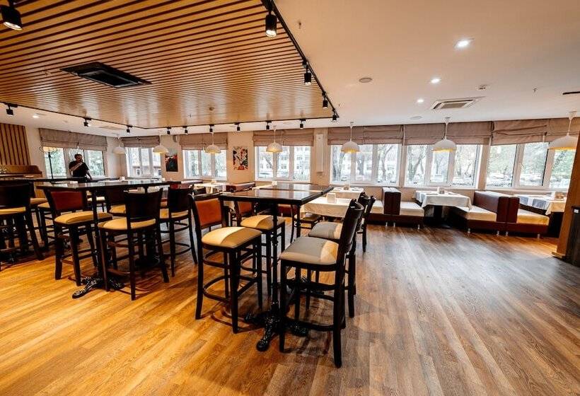 Chagala Hotel Uralsk