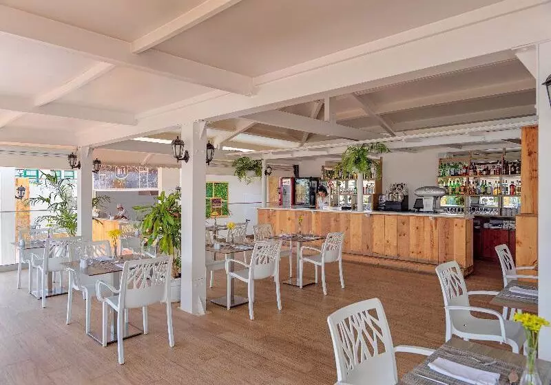 Hotelli H10 Ocean Suites