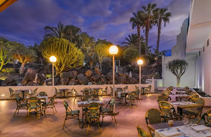 Hotelli H10 Ocean Suites