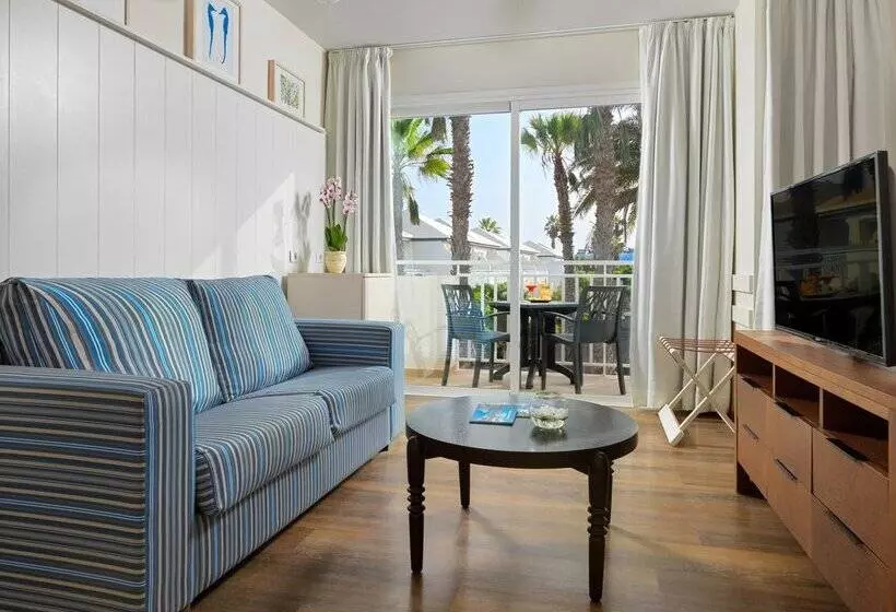 Hotelli H10 Ocean Suites