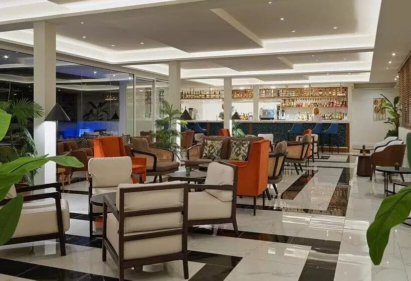 Hotelli H10 Ocean Suites