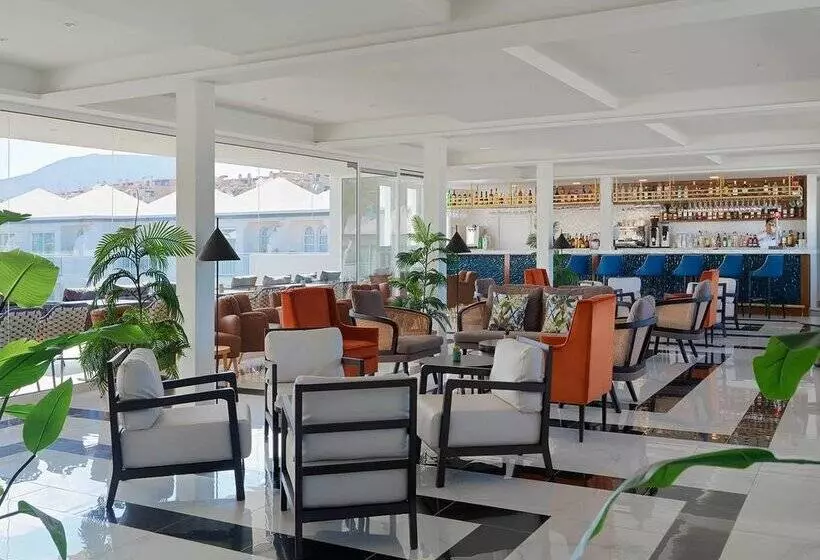 Hotelli H10 Ocean Suites