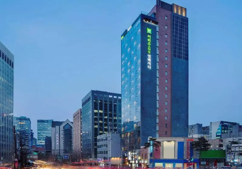 酒店 Ibis Styles Ambassador Seoul Myeongdong