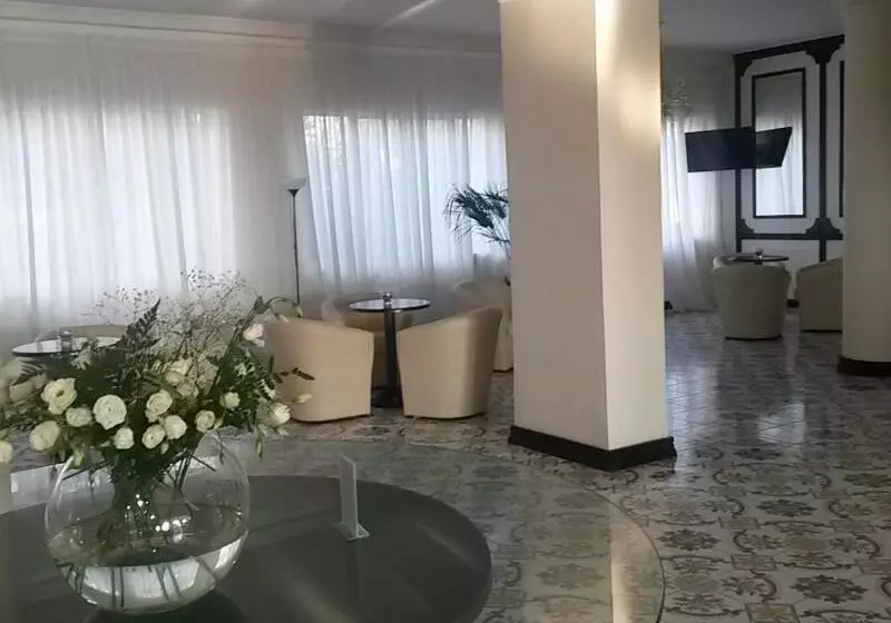 هتل International Resort