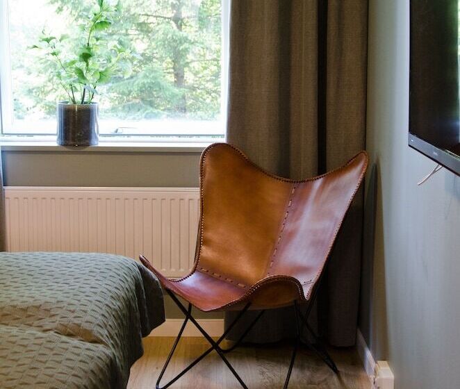 בית מלון כפרי L Lassalyckan