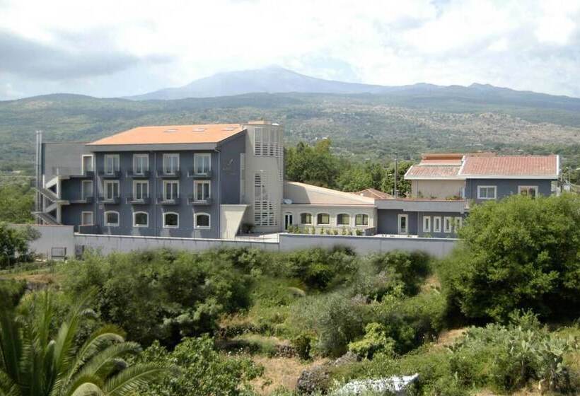 בית מלון כפרי Mareneve Resort