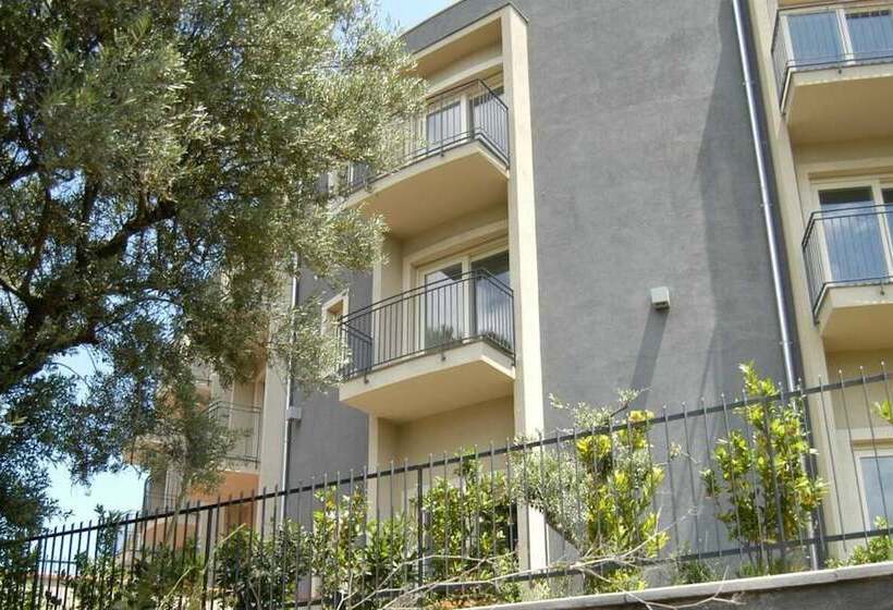 בית מלון כפרי Mareneve Resort