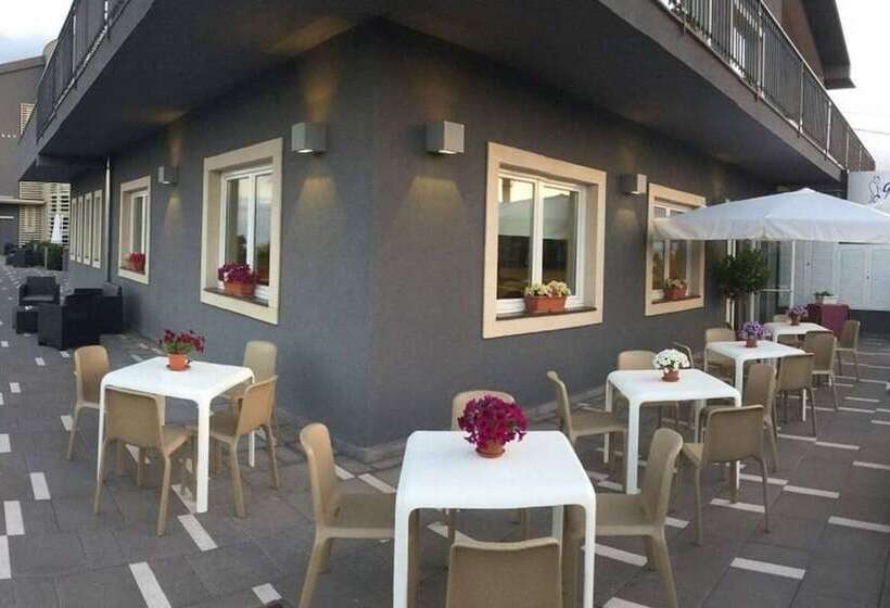 בית מלון כפרי Mareneve Resort