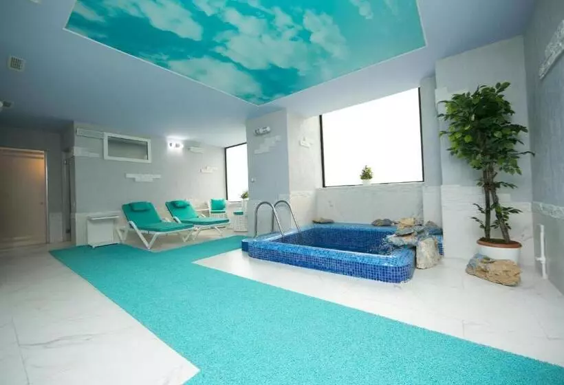 هتل Passage Boutique