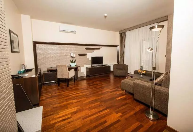 هتل Passage Boutique