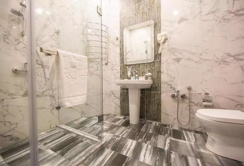 هتل Passage Boutique