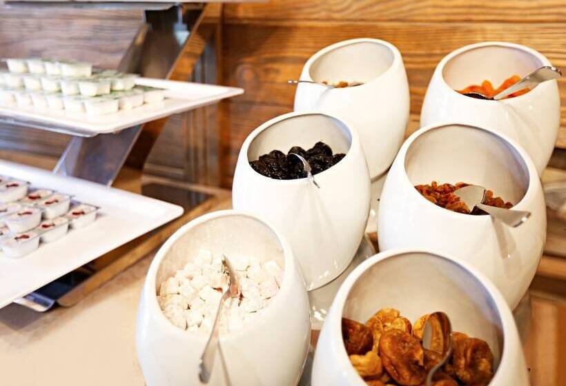 Royal Uzungol Hotel&spa