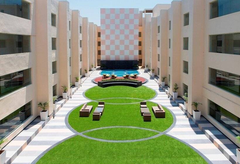 בית מלון כפרי Sheraton Hyderabad