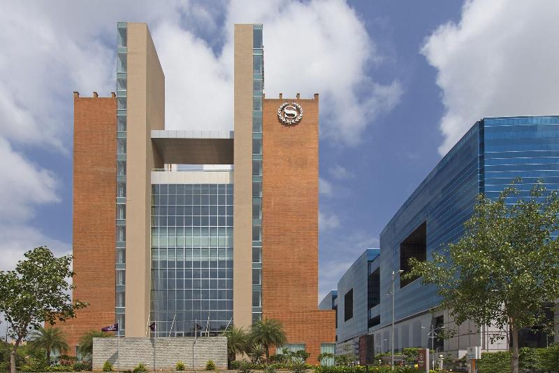 בית מלון כפרי Sheraton Hyderabad