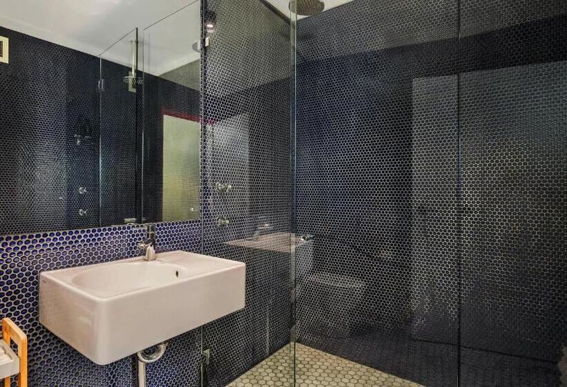 בית מלון כפרי The Urban Newtown