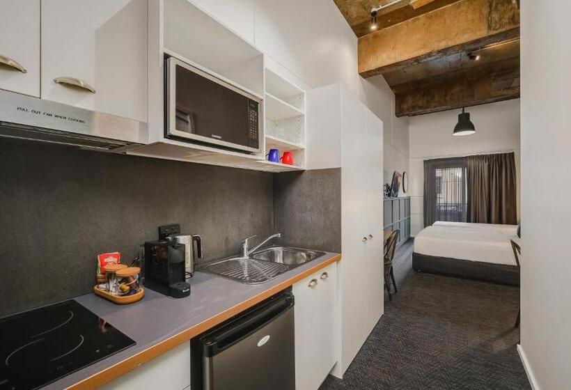 בית מלון כפרי The Urban Newtown