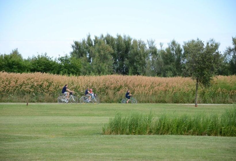 בית מלון כפרי Villaggio Laguna Blu