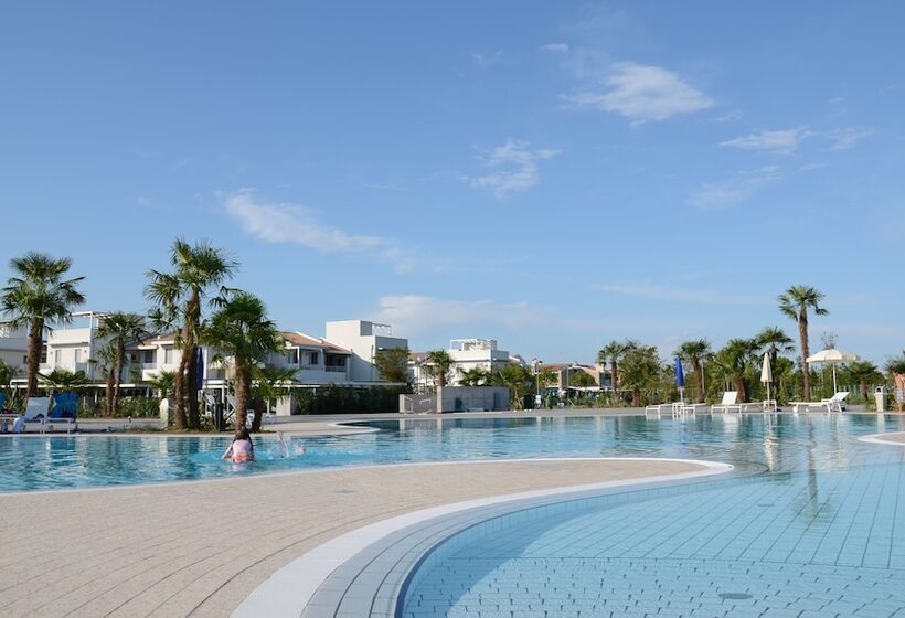 בית מלון כפרי Villaggio Laguna Blu